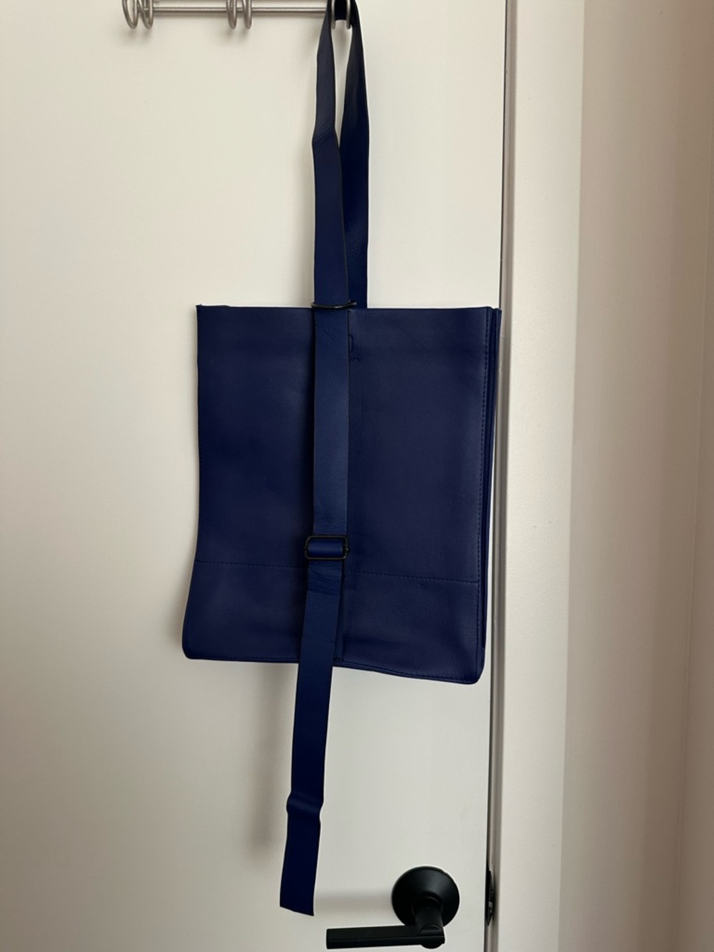 Classic Navy-Leather Women's Tote with Adjustable Strap